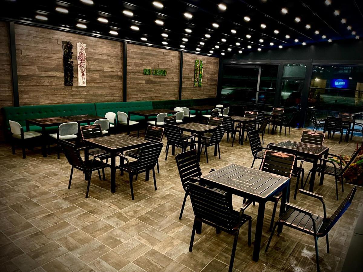 Mbi Travel Inn كرايوفا المظهر الخارجي الصورة