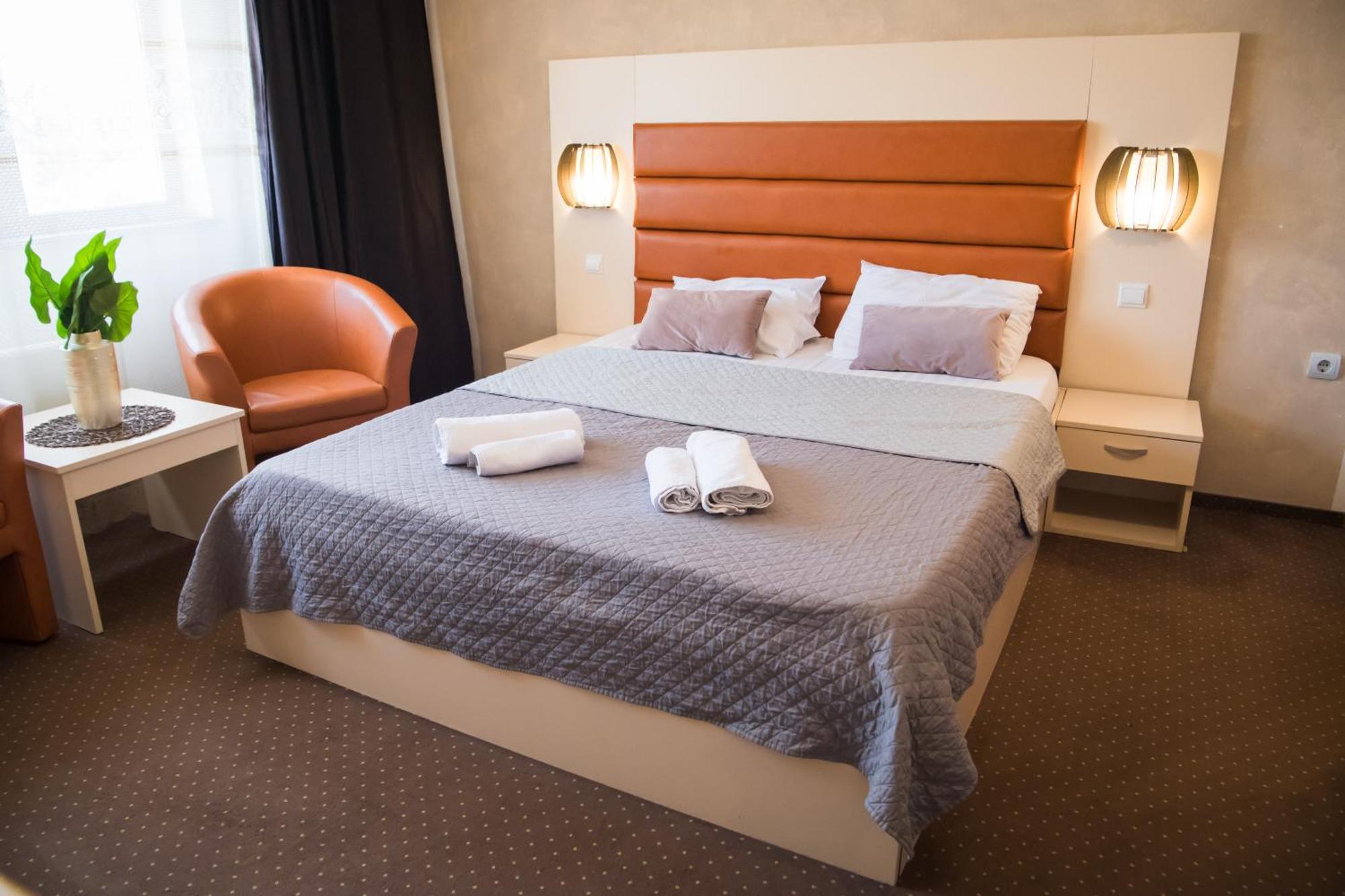 Mbi Travel Inn كرايوفا المظهر الخارجي الصورة