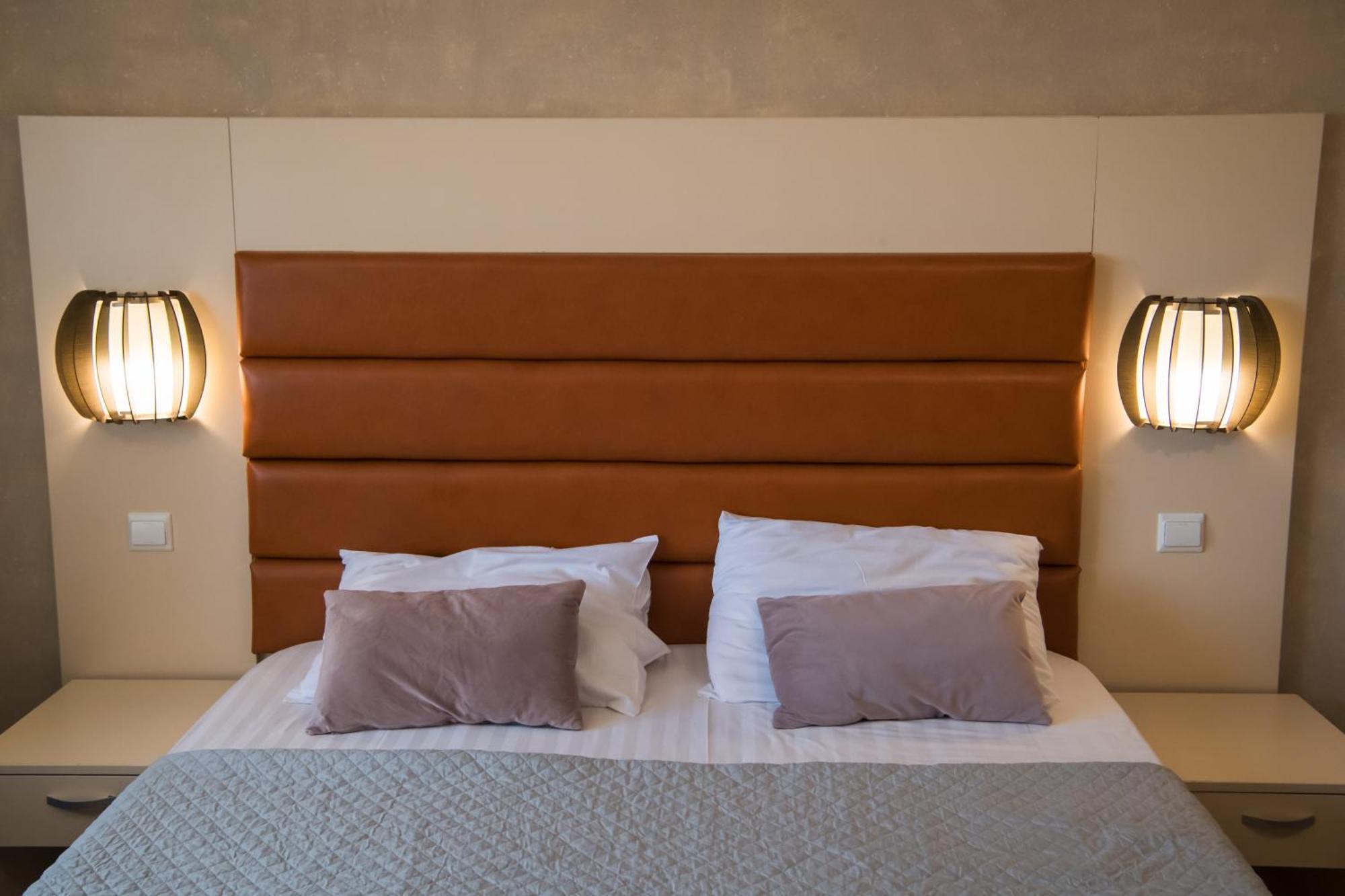Mbi Travel Inn كرايوفا المظهر الخارجي الصورة