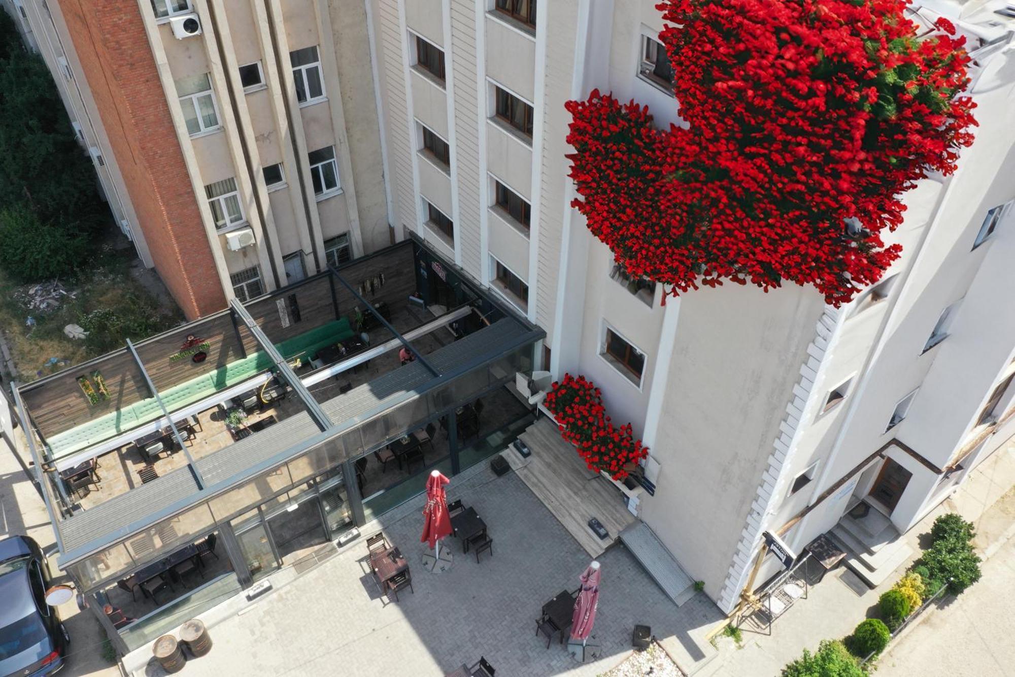 Mbi Travel Inn كرايوفا المظهر الخارجي الصورة